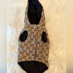 Dog logo jacket (size x-large)